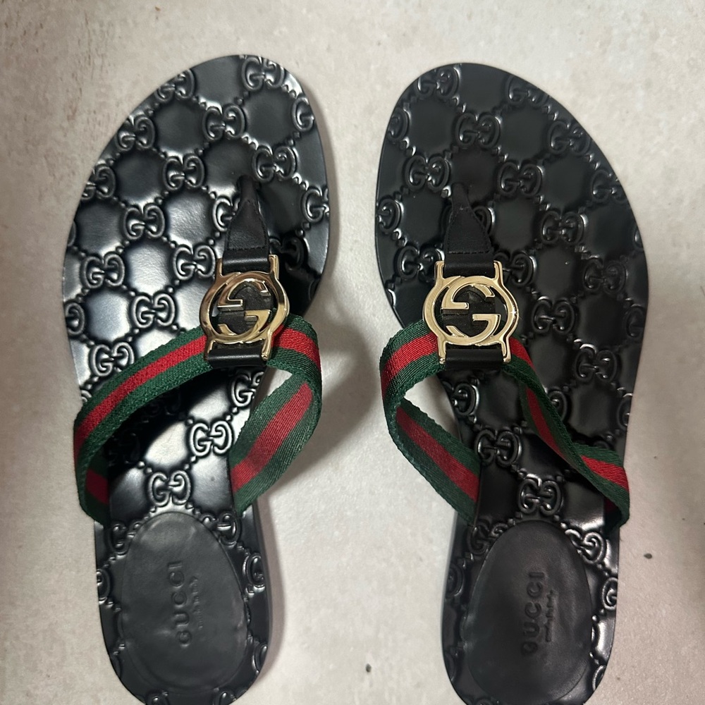 Gucci Black Flip Flops with Red and Green Accents